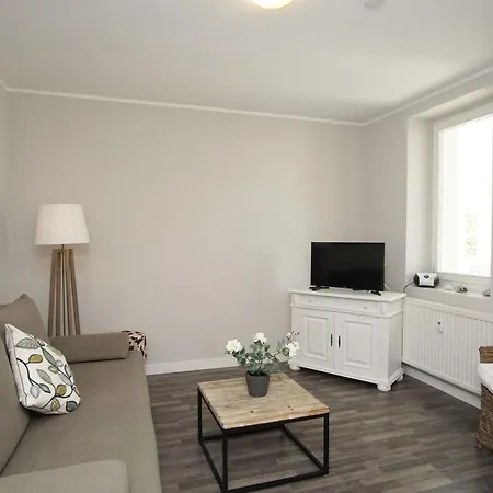 Wintergarten, Gratis Nutzung Vom Ahoi Erlebnisbad In Sellin - Maria Marlene 34