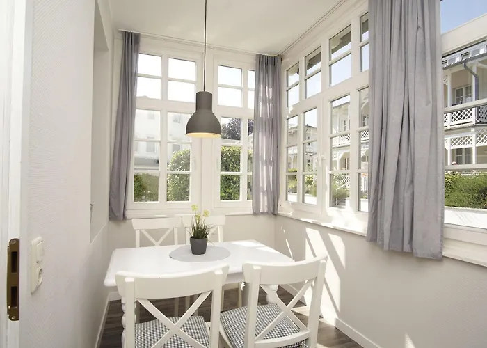 Wintergarten, Gratis Nutzung Vom Ahoi Erlebnisbad In Sellin - Maria Marlene 34 Appartement Goehren (Ruegen)