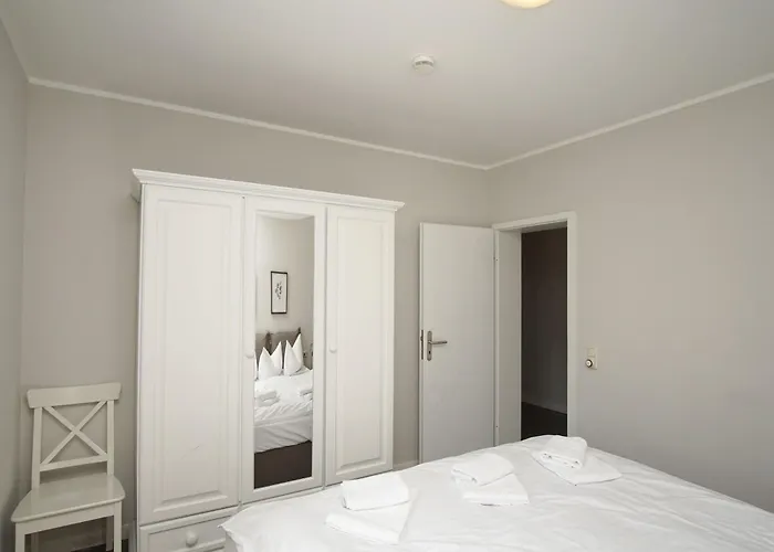 Villa Maria Ferienwohnung Marlene 34 Mit Gratis Nutzung Vom Ahoi Erlebnisbad Und Sauna In Sellin *